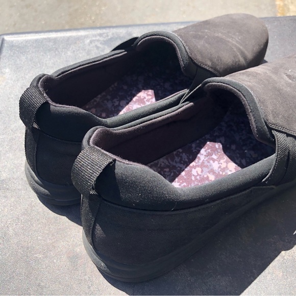 Clarks 27975 Canvas Loafers Cloud Steppers Black Slip on Comfort Shoes 11M - Picture 9 of 11